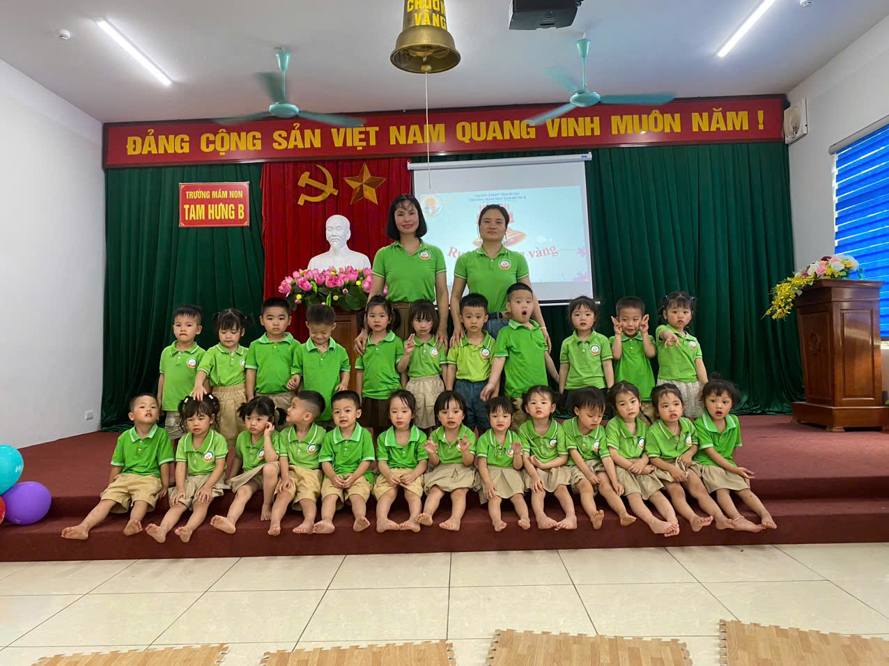 z6584246901593 5ae7bfe4bbe9f5d0a2d6f8f548f12eac