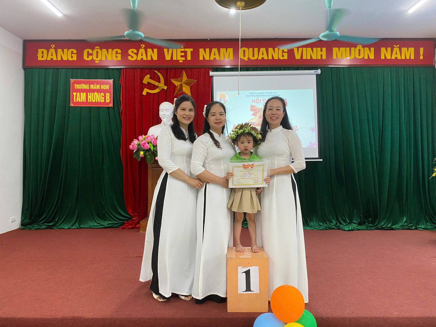 z6584252690453 128990426347a583e3b0cd71d3213bad