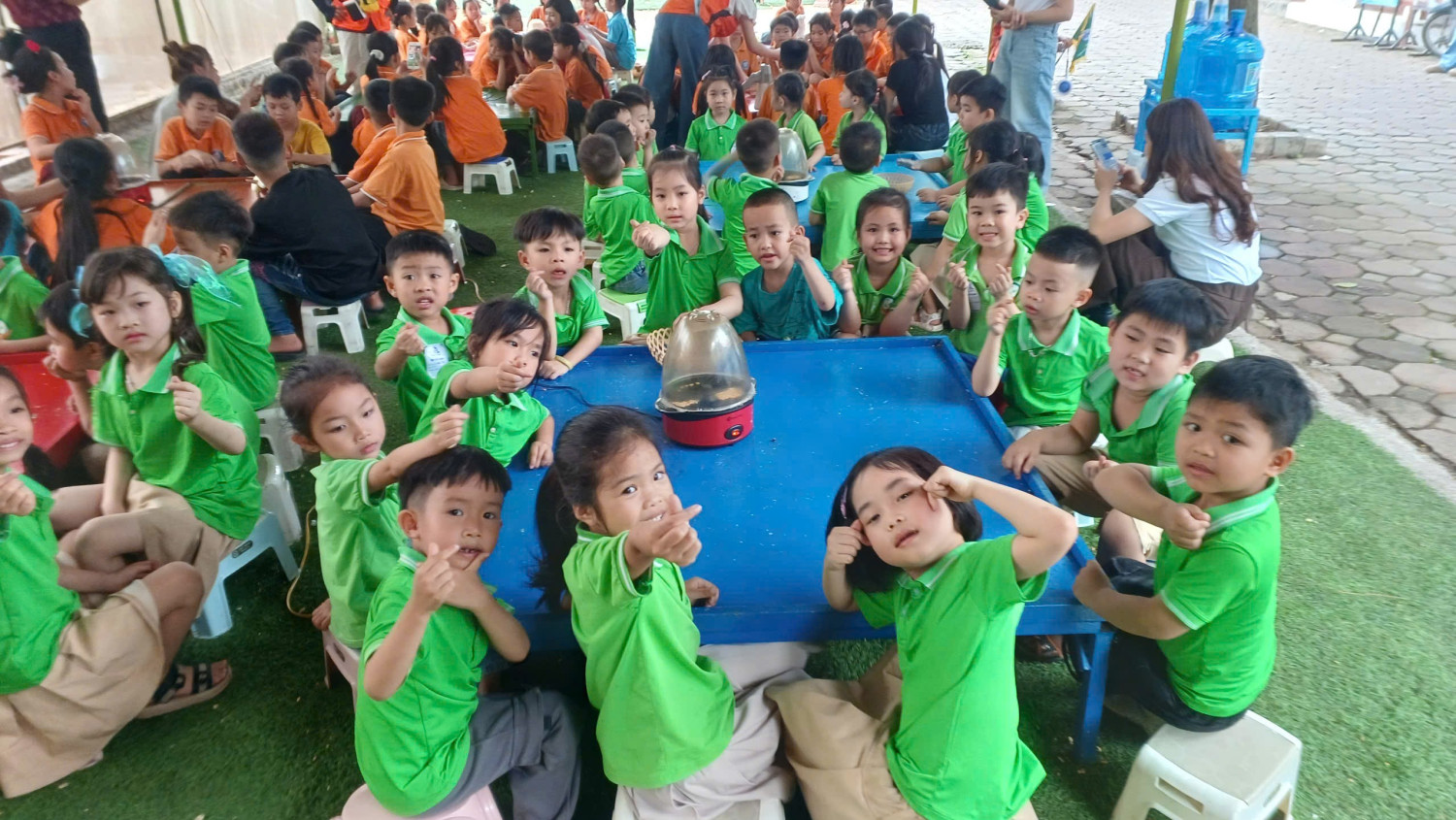 z7660117474517 bc40c3e9989f114dae1dbde2b9fda3e2